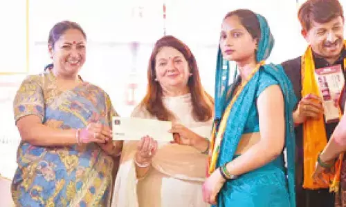 Rekha Gupta resumes Jan Sunwai amid tight security