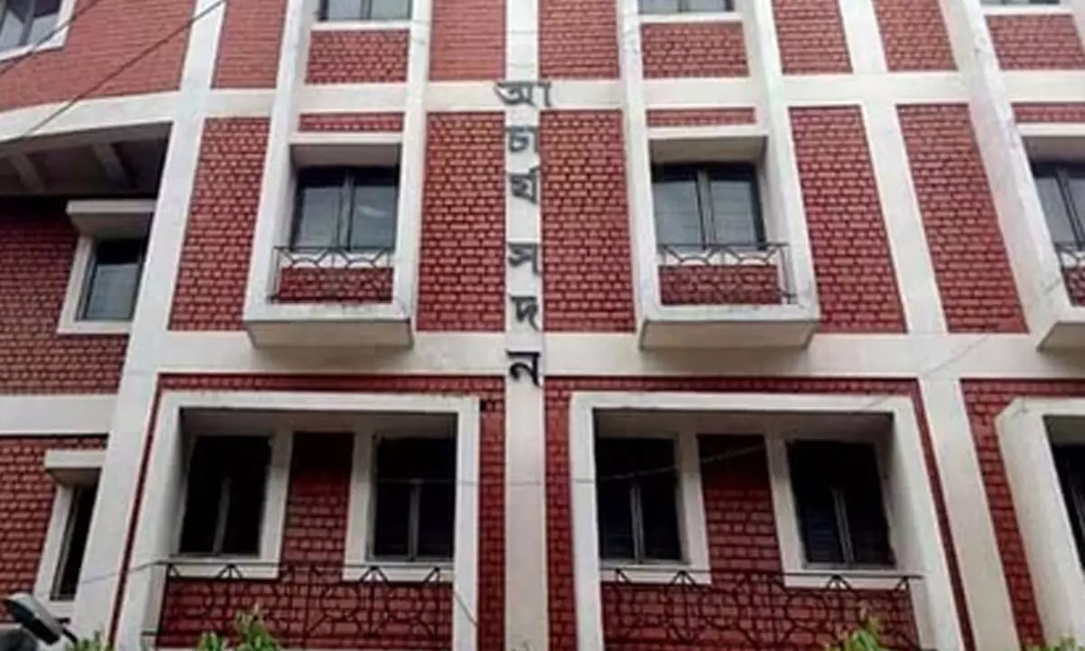 Bengal school job case: Written exam to face legal hurdle if ‘tainted’ candidate manages to appear Bengal school job case: Written exam to face legal hurdle if ‘tainted’ candidate manages to appear