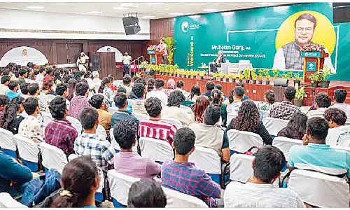 Students draw inspiration from GVMC Commissioner