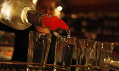 Uttar Pradesh Achieves Unprecedented Liquor Revenue Milestone With Rs 22,337 Crore Collection