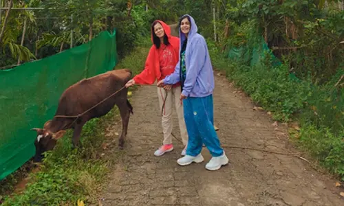 Adah Sharma celebrates Onam with her aunts in Kerala: They really spoil me