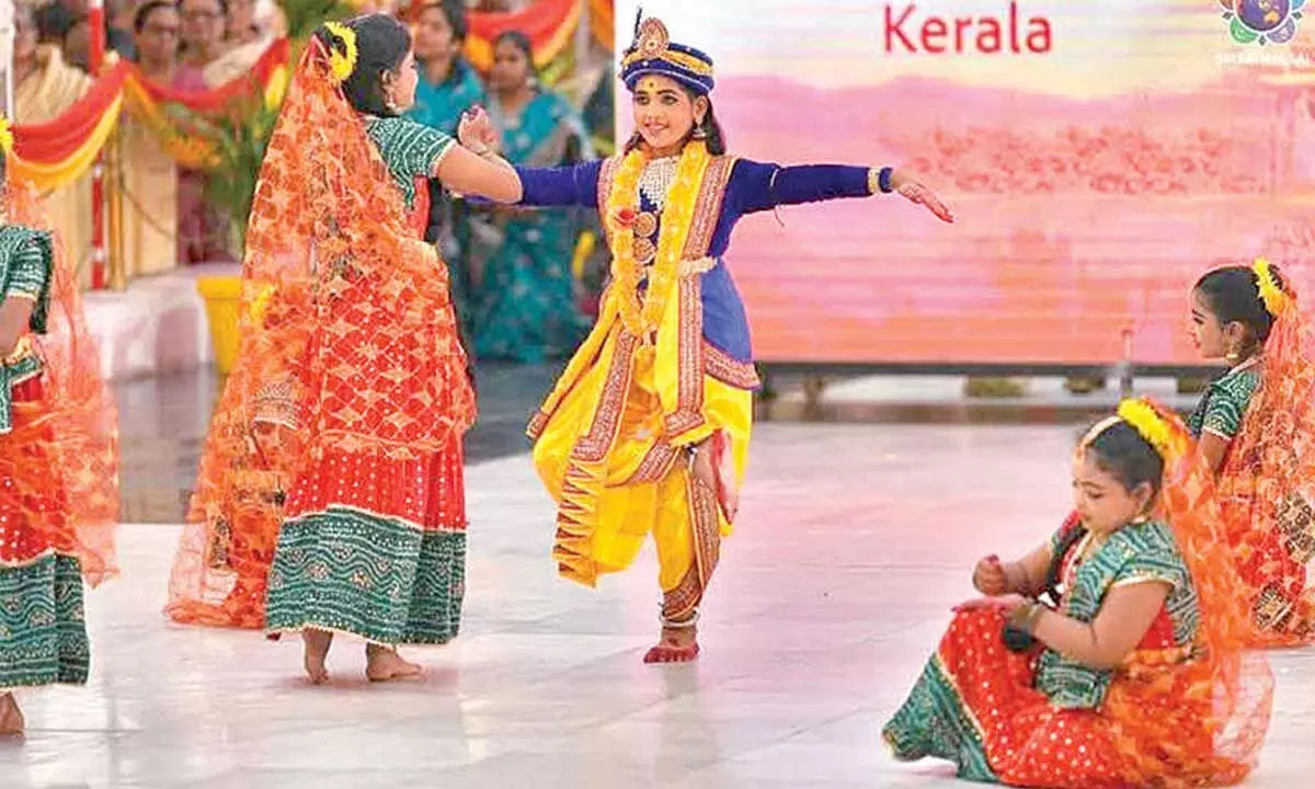 Onam celebrations conclude with soulful dance drama by Bal Vikas kids
