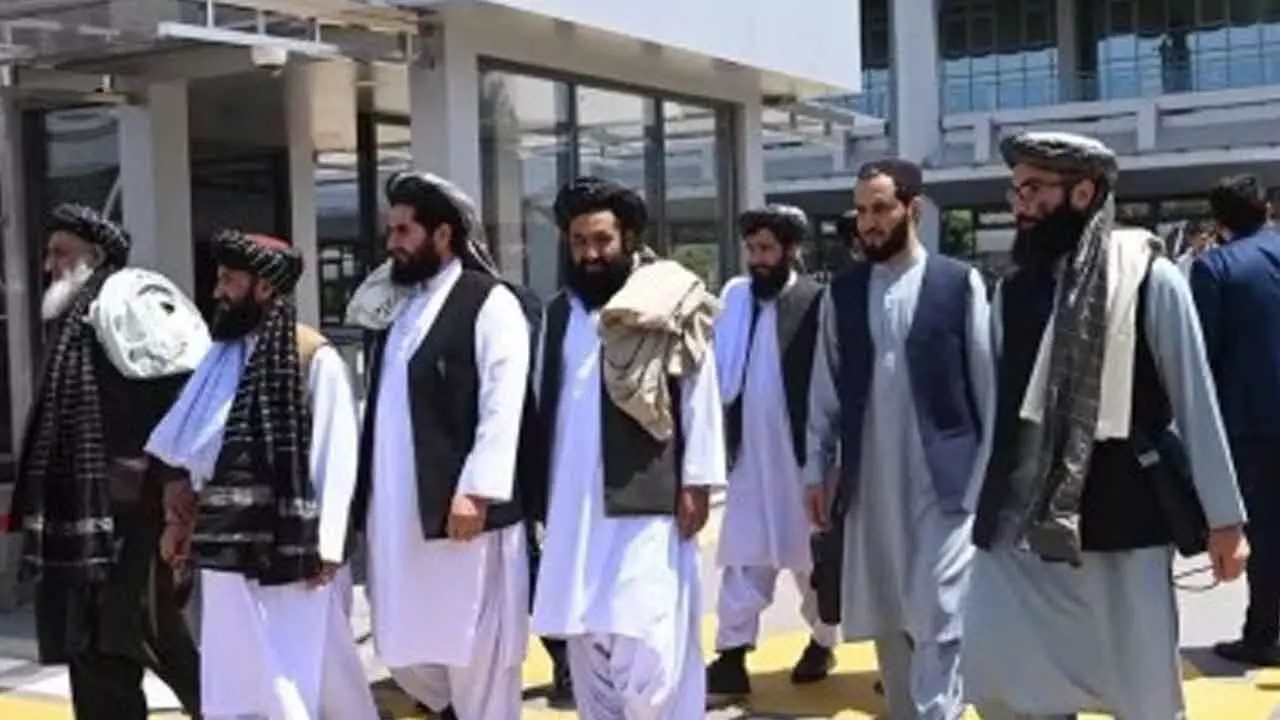 Refugees pour in even as Afghanistan grapples with quake aftermath Refugees pour in even as Afghanistan grapples with quake aftermath