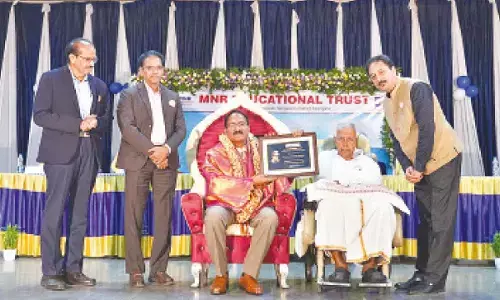 Educational Trust memorialise Teachers’ Day with awards and tributes