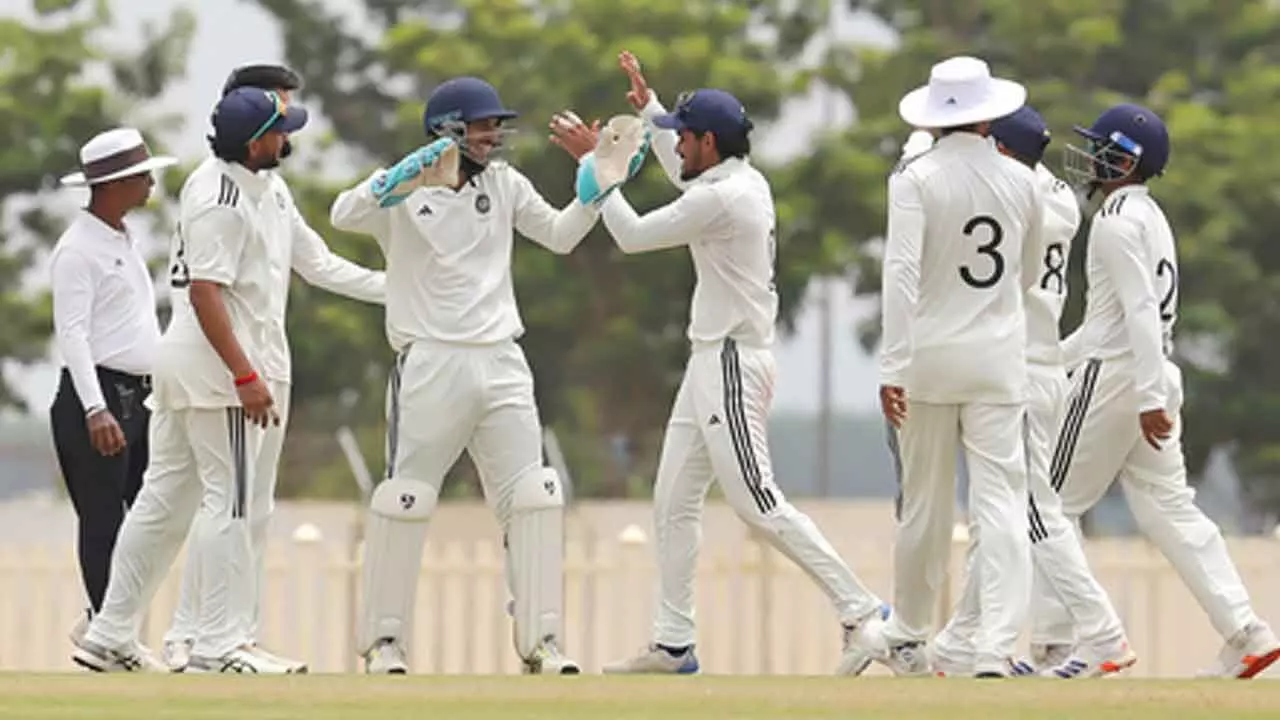Duleep Trophy: Central Zone enters final after taking first innings lead against West Zone Duleep Trophy: Central Zone enters final after taking first innings lead against West Zone