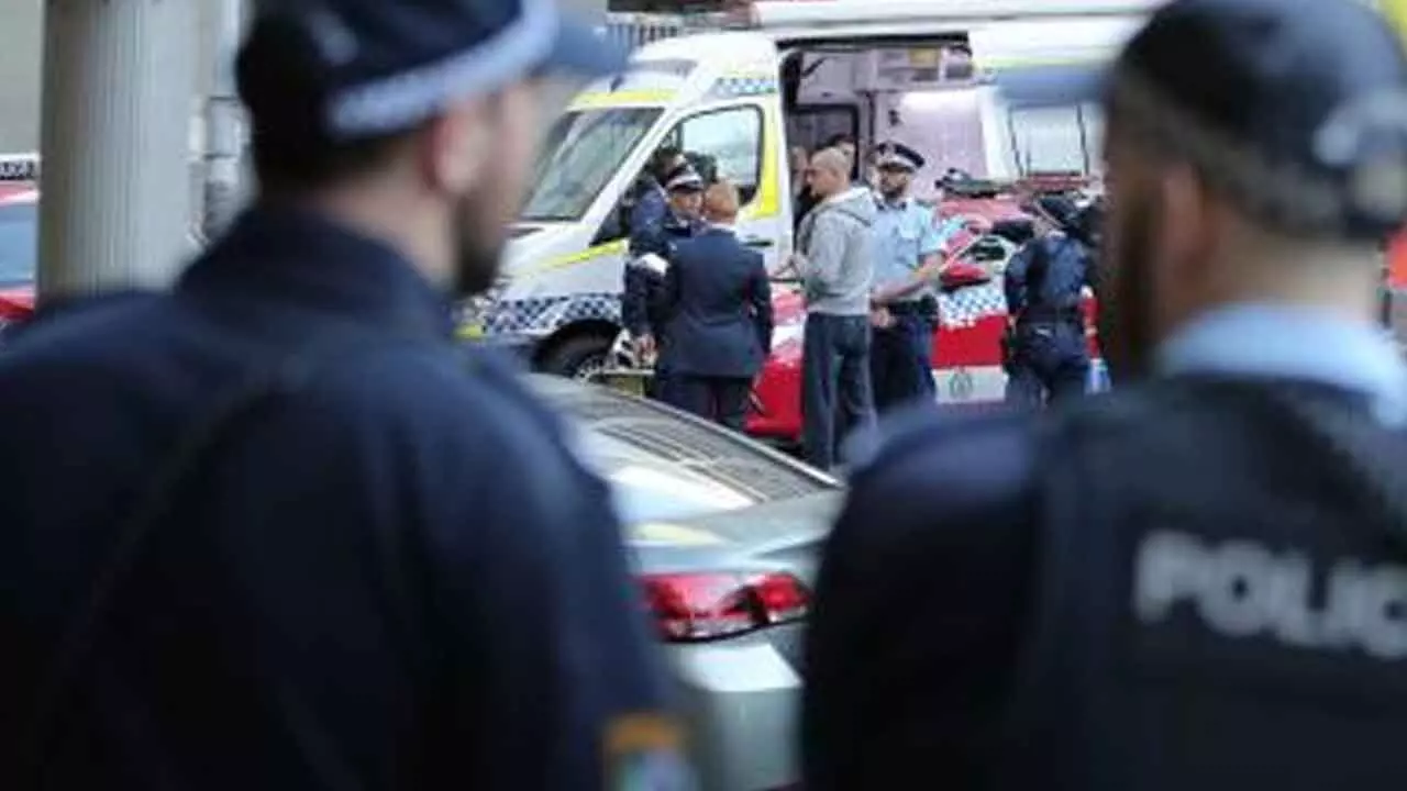 Man shot dead in Melbourne Central Business District Man shot dead in Melbourne Central Business District