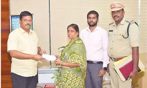 Deceased home guard’s family gets financial help