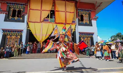 Sikkim CM extends wishes to people on auspicious Pang Lhabasol festival