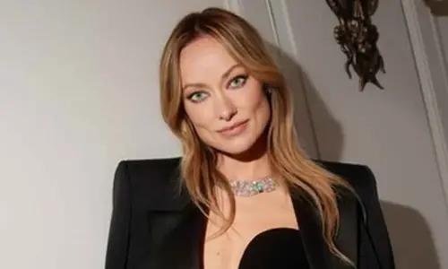 Olivia Wilde and Caspar Jopling are dating, spotted exhibiting PDA