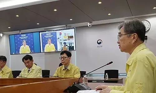 South Korean FM Cho making arrangements to visit US this week after immigration raid in Georgia