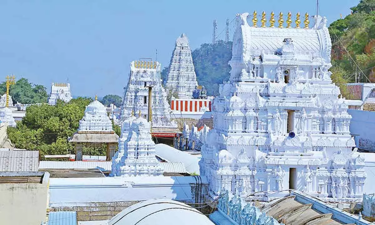 Srikalahasti stays open with special rituals