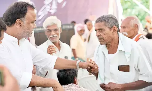 Rajagopal Reddy vows to secure justice for triple R road oustees