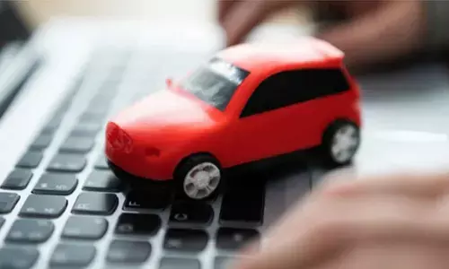 Cashless vs Reimbursement Car Insurance Claims: Whats the Difference?