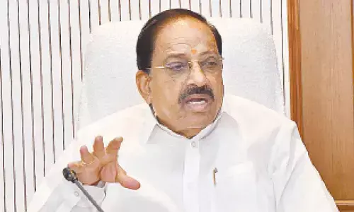 Tummala orders babus to streamline urea distribution