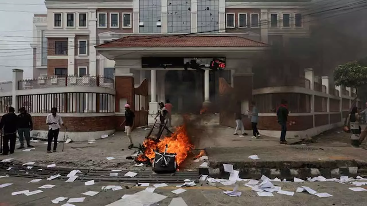 Ex Nepal PM’s wife burnt alive as protesters set his house on fire Ex Nepal PM’s wife burnt alive as protesters set his house on fire