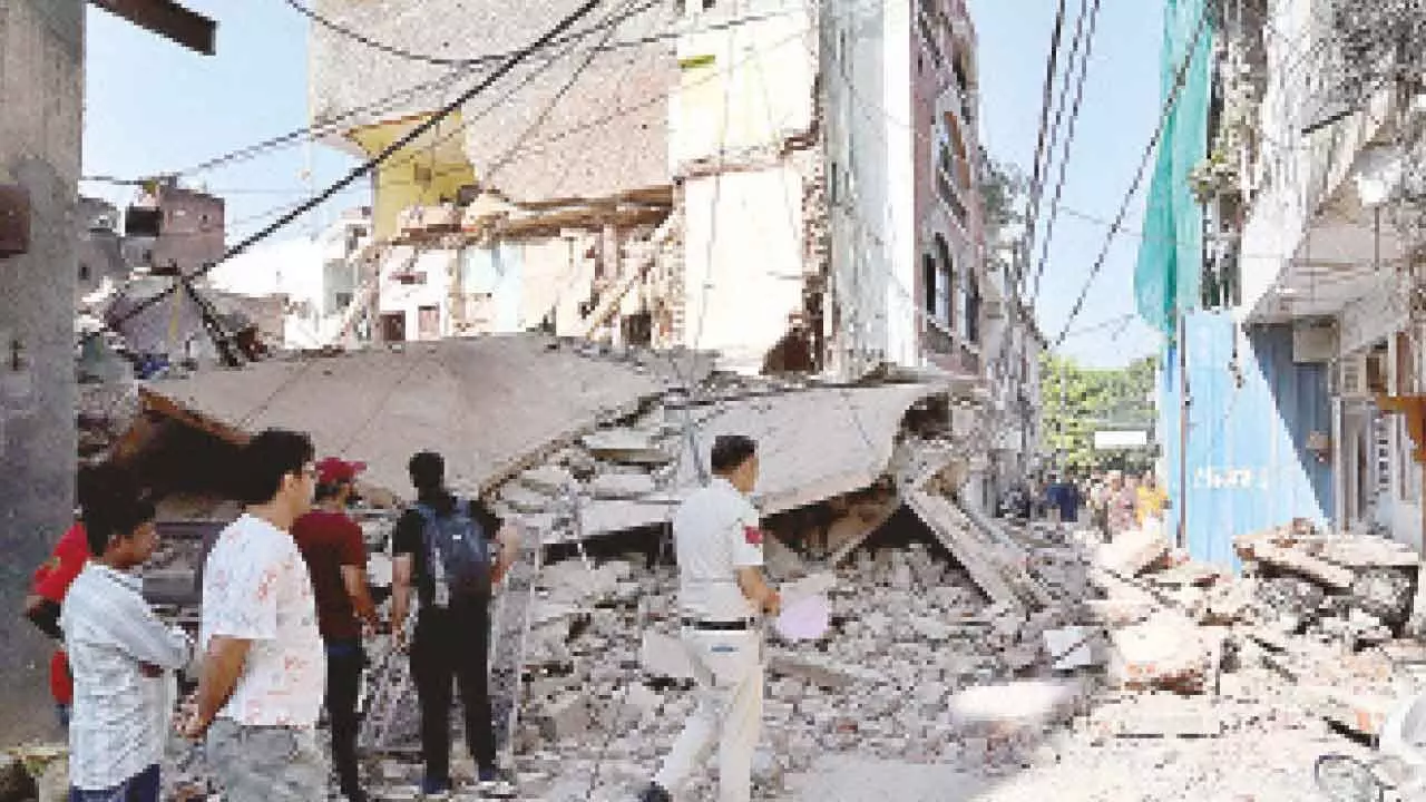 Land sinking in Poonch, nearly 50 structures damaged