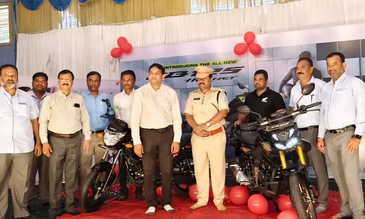 Honda Launches Two New Bikes in Mahabubnagar