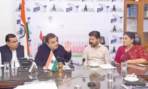 CM Revanth meets Gadkari; seeks fund push for RRR project