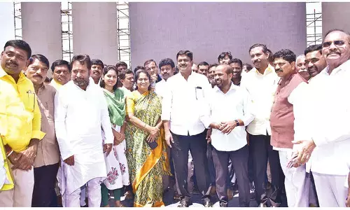 Ministers, leaders descend on Anantapur for arrangements