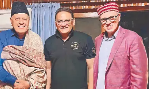 Azhar calls for encouraging Kashmiri youth