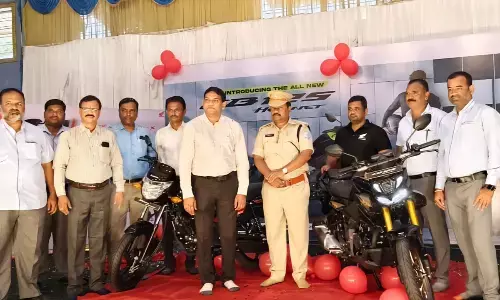 Honda Launches Two New Bikes in Mahabubnagar