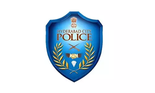 Hyderabad police deport Pak national