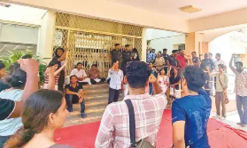 Student bodies livid at dissolution of Hyd’bad varsity students’ union