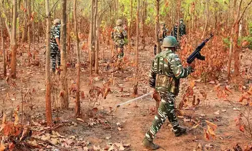 10 Naxals killed in Chhattisgarh encounter