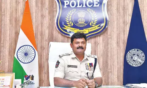 Police to act tough on inflammatory flex banners