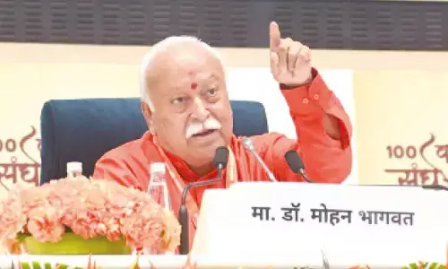 Bhagwat turns 75; Modi praises his role as RSS chief