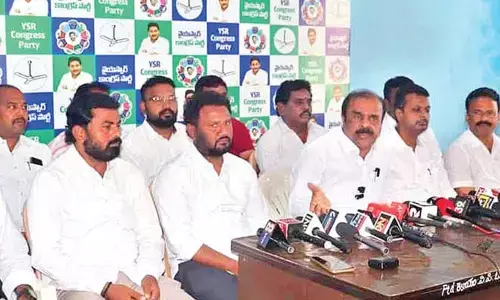 ‘Super Six-Super Hit’ rally a political drama, says Venkatarami Reddy