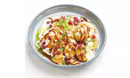 Dahi Bhalla Papdi Chaat – A burst of flavors in every bite