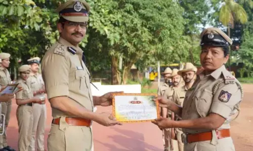 Mangaluru Police Felicitate Officers, Staff for Outstanding Service