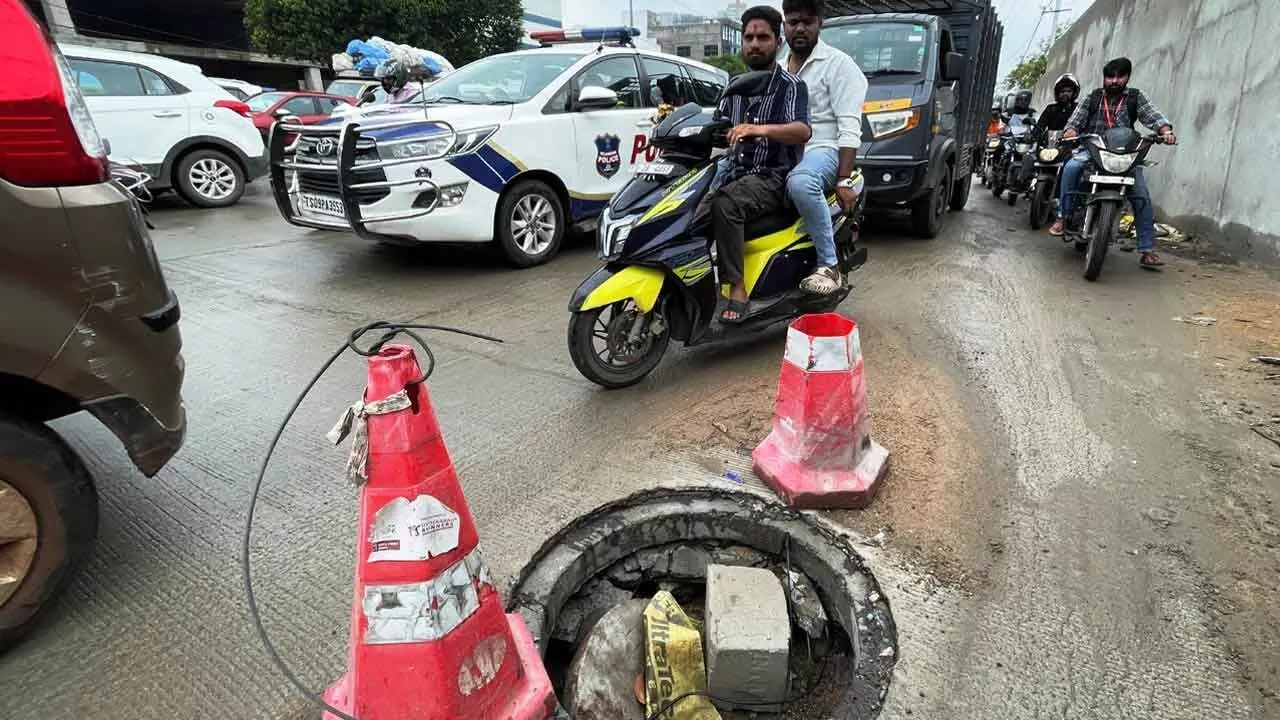 HYDRAA takes responsibility for open manhole incident in Old City HYDRAA takes responsibility for open manhole incident in Old City