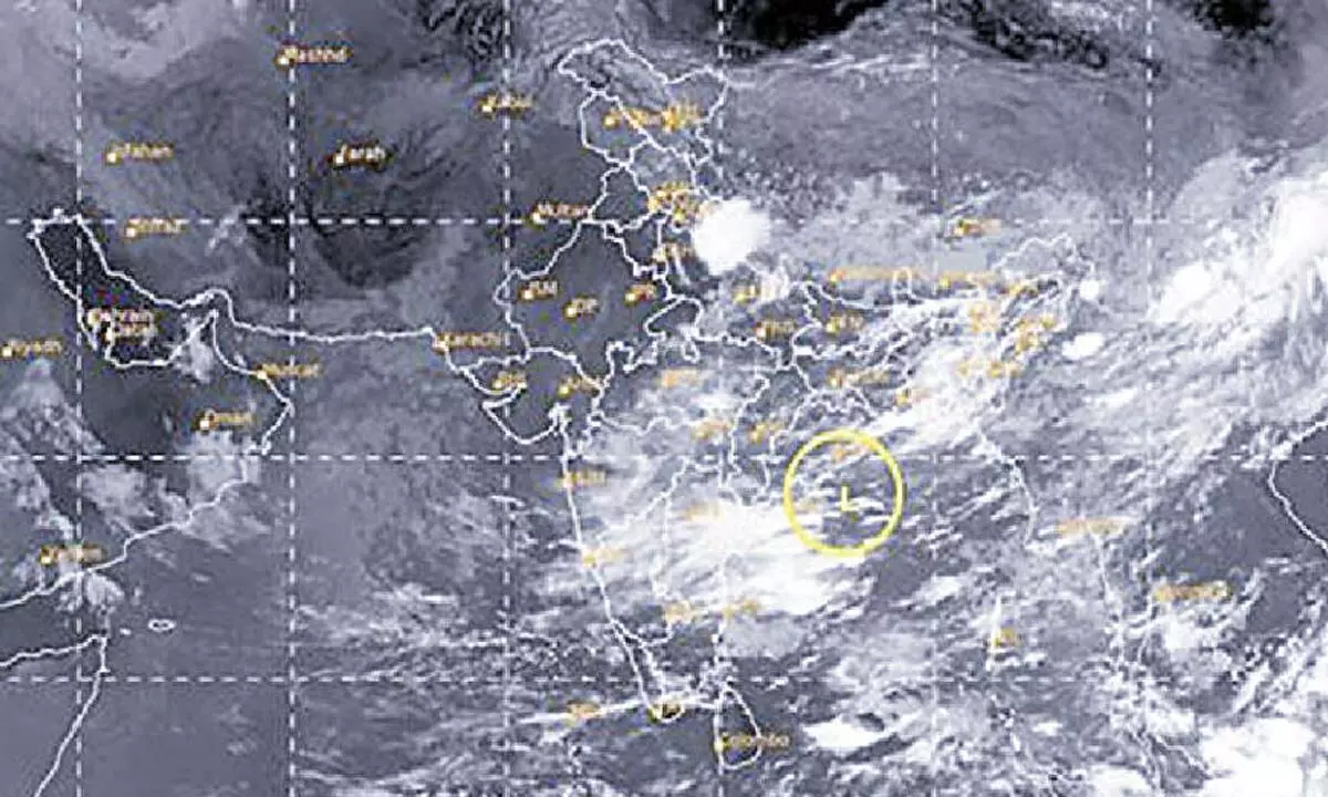 Another low pressure forms over Bay Another low pressure forms over Bay