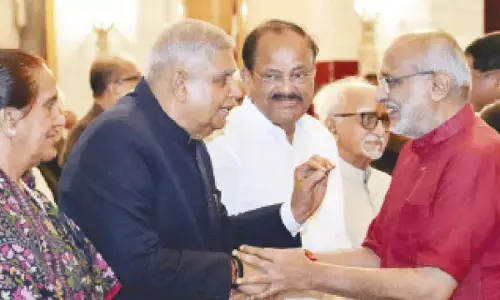 Radhakrishnan takes oath as 15th VP