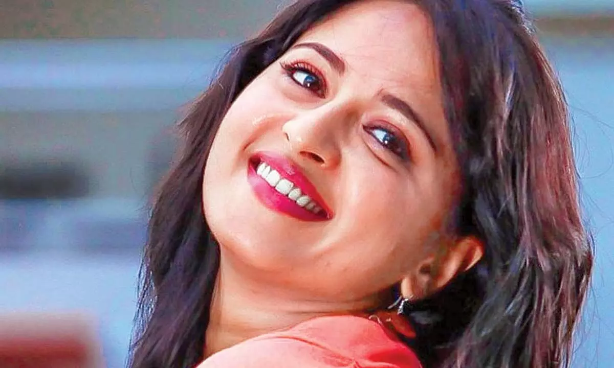 Anushka steps away from social media; says ‘just to reconnect with the world’ Anushka steps away from social media; says ‘just to reconnect with the world’