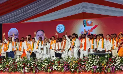 Union Health Minister asserts that AP came out of darkness