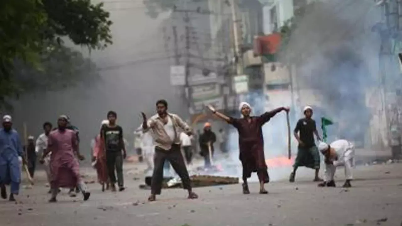 Awami League slams Yunus regime for extreme lawlessness in Bangladesh