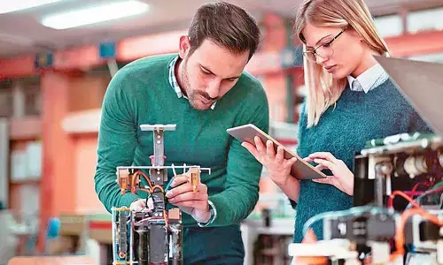 Engineering courses and programs for students