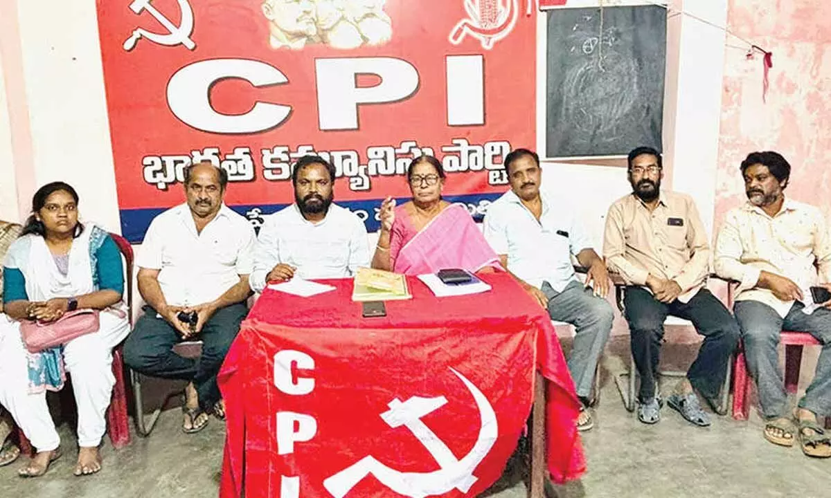 CPI criticises govt for privatising health care
