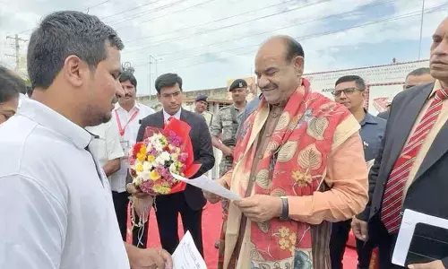 Social activist seeks‘One politician, One pension’ rule