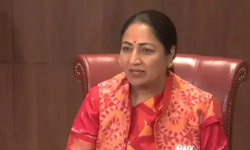 CM Rekha Gupta Hails PM Modi: Not Votes, But Hearts Are Stolen