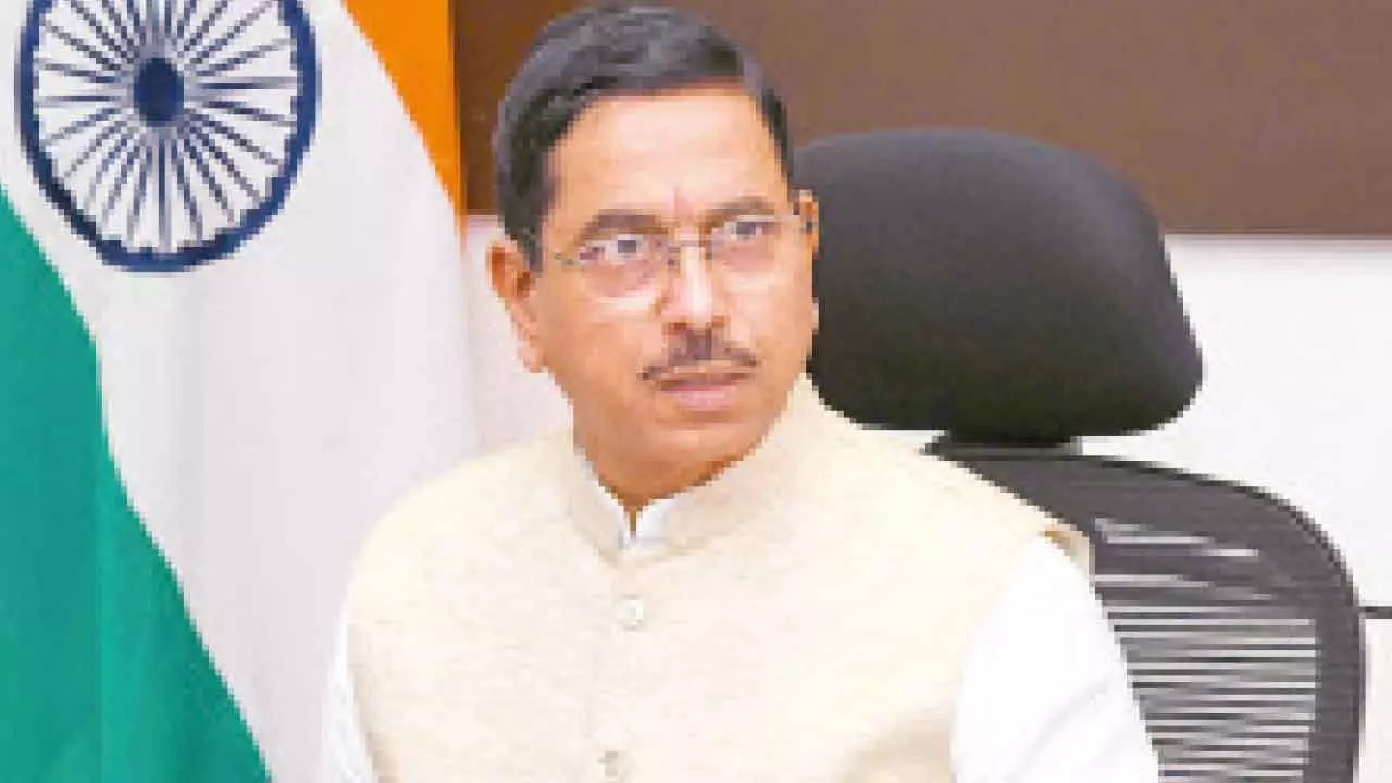 Karnataka a hub of drug mafia under Congress govt: Joshi Karnataka a hub of drug mafia under Congress govt: Joshi