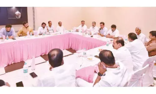 KTR sees end of Cong’s honeymoon period in state