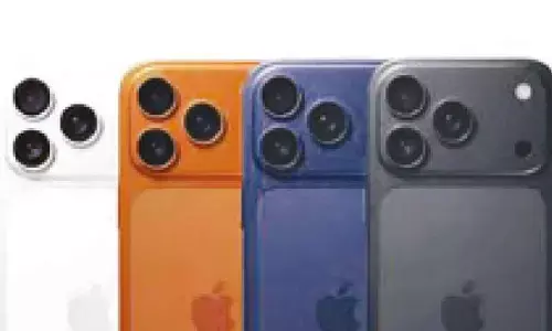 Overwhelming demand for iPhone Pro Max 17 in cosmic orange devices;  out of stock in US, India