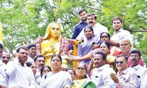 Grand unveiling of Savitribai Phule’s statue in Anantapur