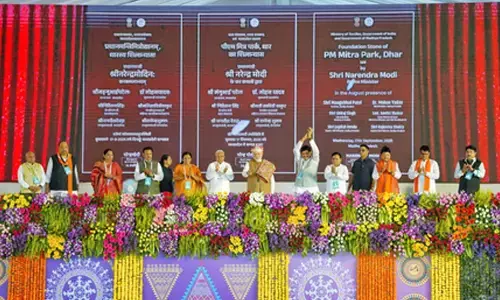 Swadeshi spirit soars as PM Modi unveils Indias largest Textile Park in MP