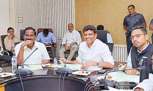 Pemmasani urges farmers not to panic over urea supply