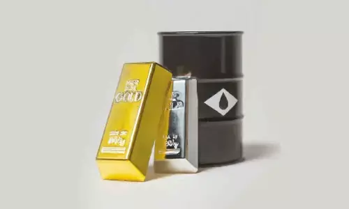 Gold dips Rs 1,300, silver declines by Rs 1,670